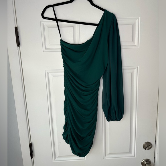 HELLO MOLLY PARTY IT UP DRESS FOREST GREEN size m 6 mini one shoulder - Picture 2 of 6